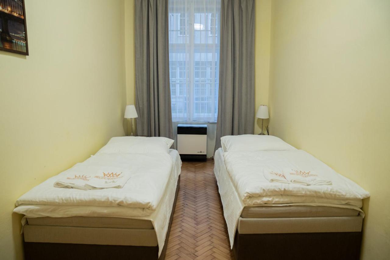 Helen Homestay Vaclavske Namesti Prague Extérieur photo